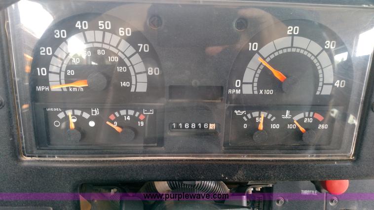 image for item K3239 1998 Chevrolet Blue Bird school bus