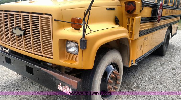 image for item K3239 1998 Chevrolet Blue Bird school bus