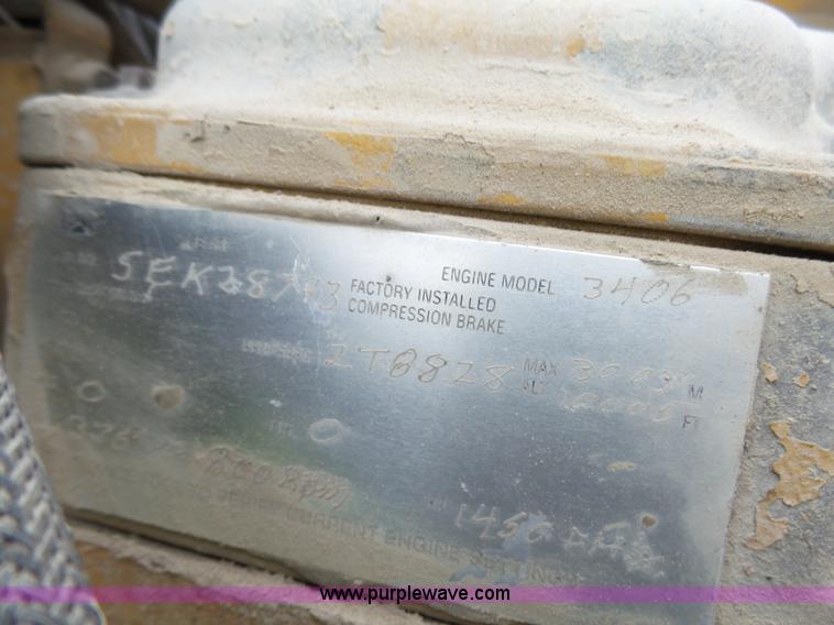 image for item K4015 1995 Peterbilt 379 semi truck