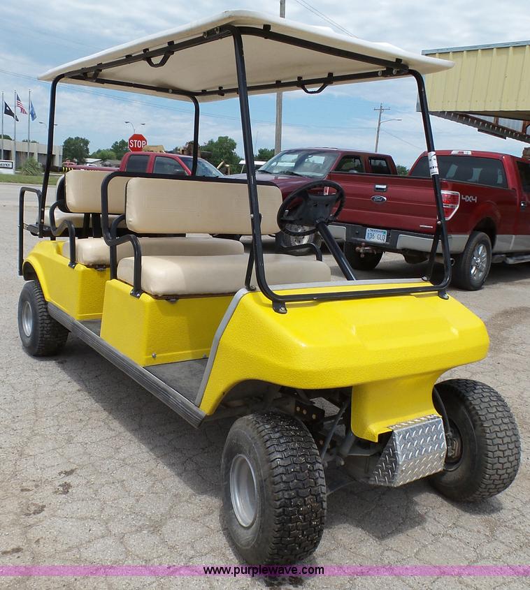 image for item K5417 1998 Club Car golf cart shuttle