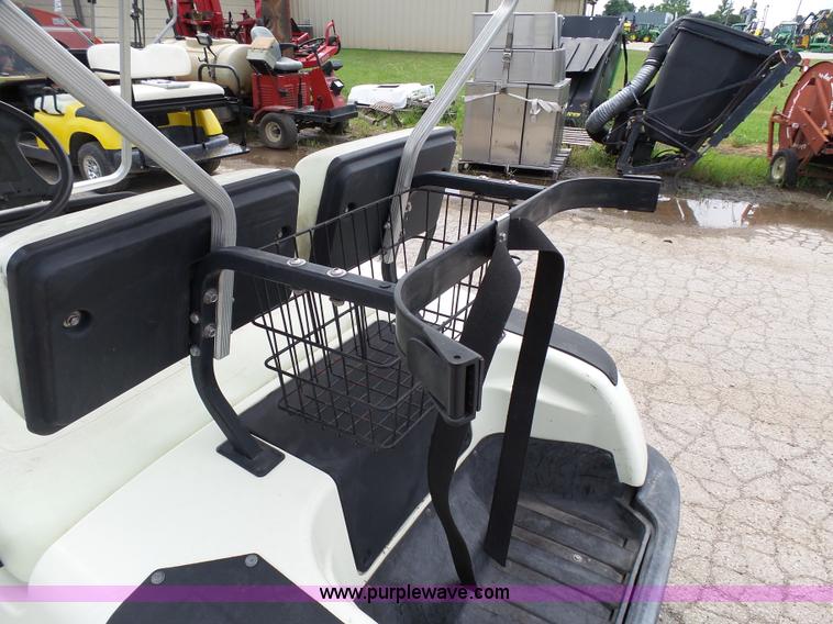 image for item K5421 2001 Yamaha G16A golf cart