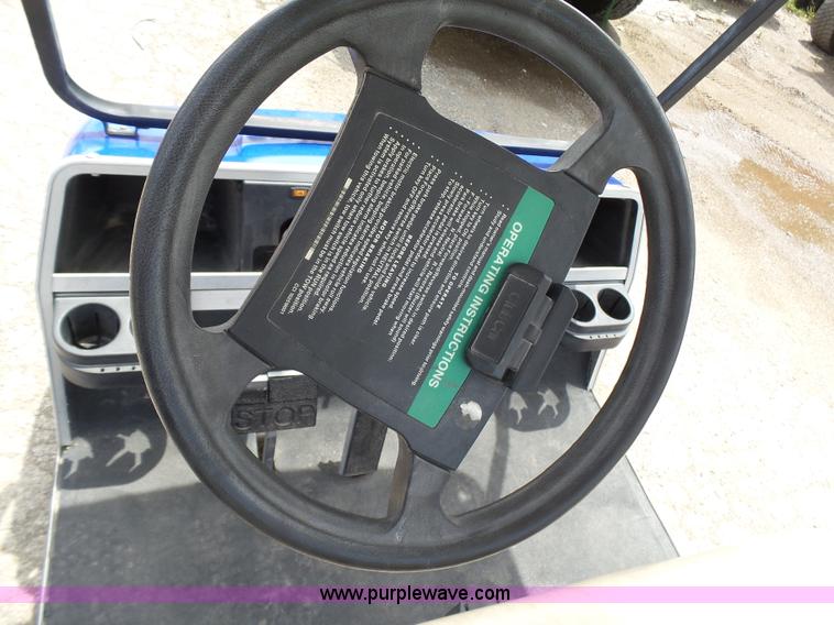 image for item K5422 2006 Club Car DS golf cart