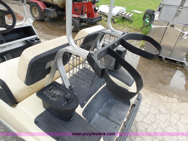 image for item K5423 1999 Club Car DS golf cart