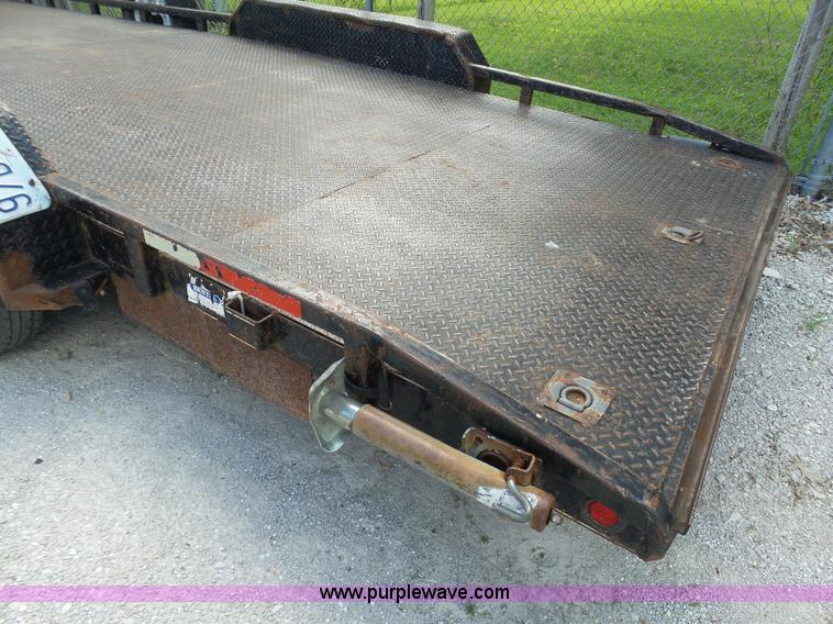 image for item K5439 2003 Rocking Chair equipment trailer