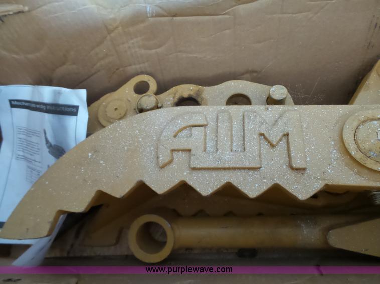 image for item K5442 AIM weld-on mechanical thumb