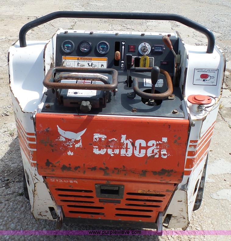 image for item K5460 Bobcat MT55 mini track loader