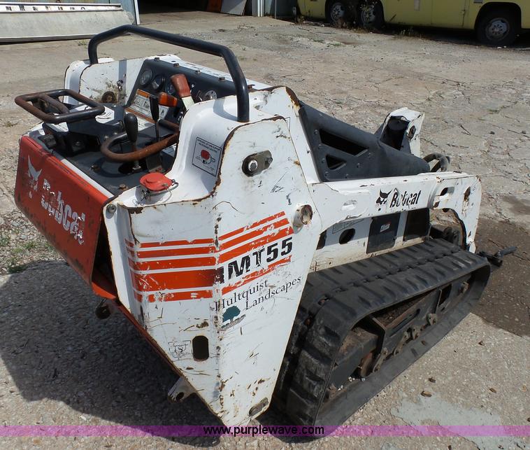 image for item K5460 Bobcat MT55 mini track loader