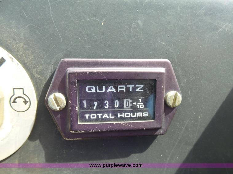 image for item K5460 Bobcat MT55 mini track loader