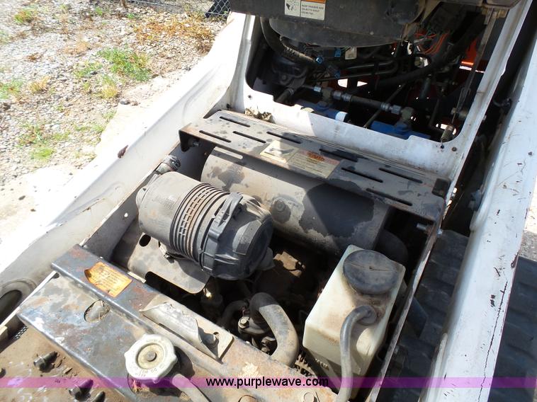 image for item K5460 Bobcat MT55 mini track loader