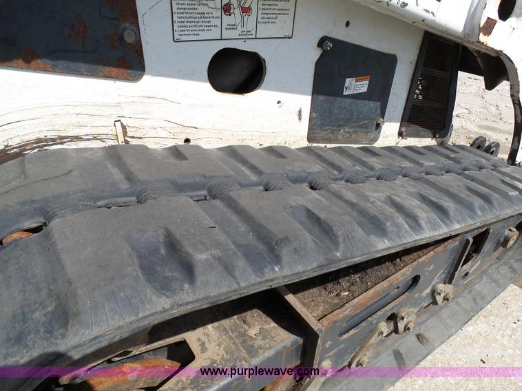 image for item K5460 Bobcat MT55 mini track loader