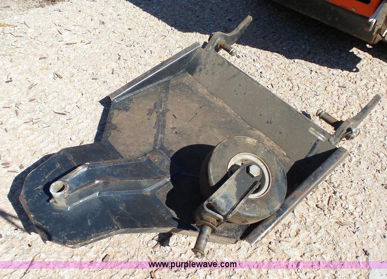 image for item K5460 Bobcat MT55 mini track loader