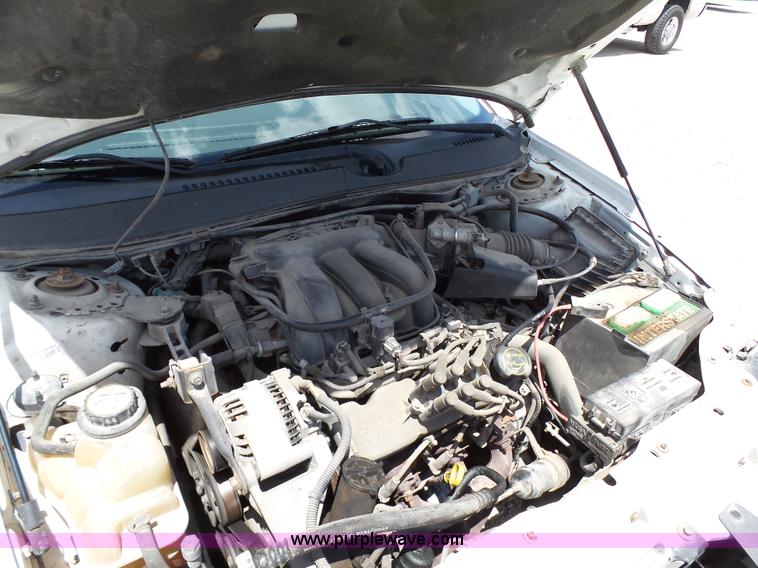 image for item K5461 2005 Ford Taurus