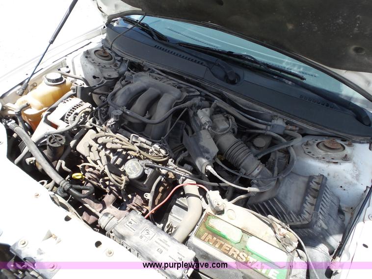 image for item K5461 2005 Ford Taurus