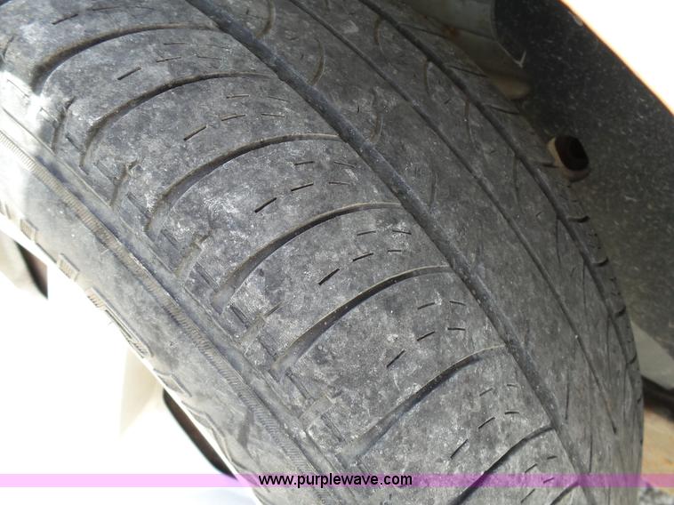 image for item K5461 2005 Ford Taurus