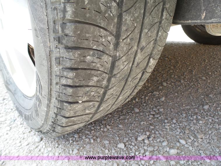 image for item K5461 2005 Ford Taurus