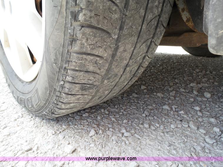 image for item K5461 2005 Ford Taurus