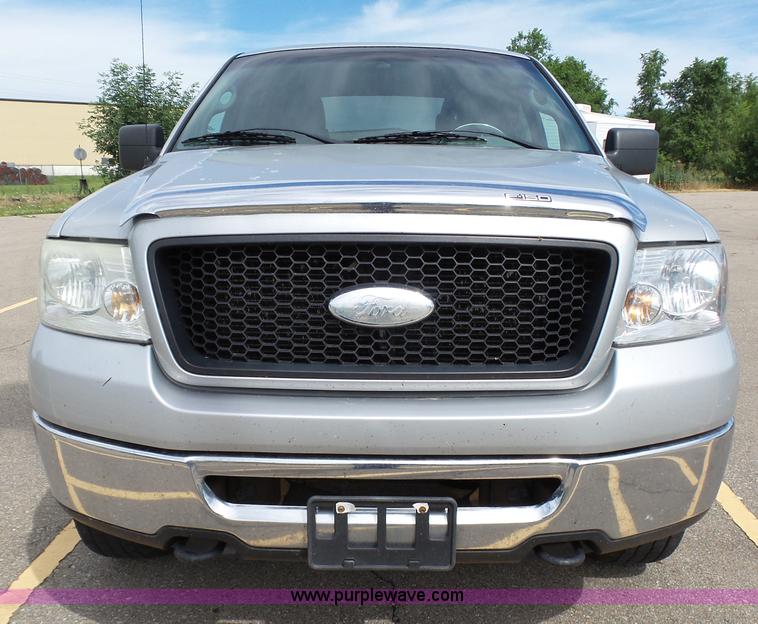 image for item K5463 2006 Ford F150 SuperCrew pickup truck