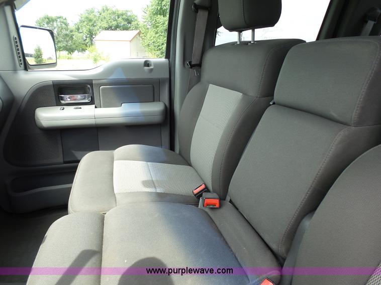 image for item K5463 2006 Ford F150 SuperCrew pickup truck