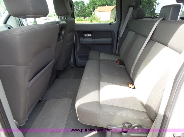 image for item K5463 2006 Ford F150 SuperCrew pickup truck