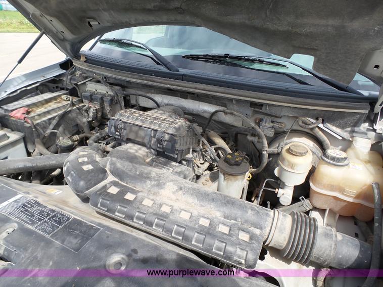 image for item K5463 2006 Ford F150 SuperCrew pickup truck