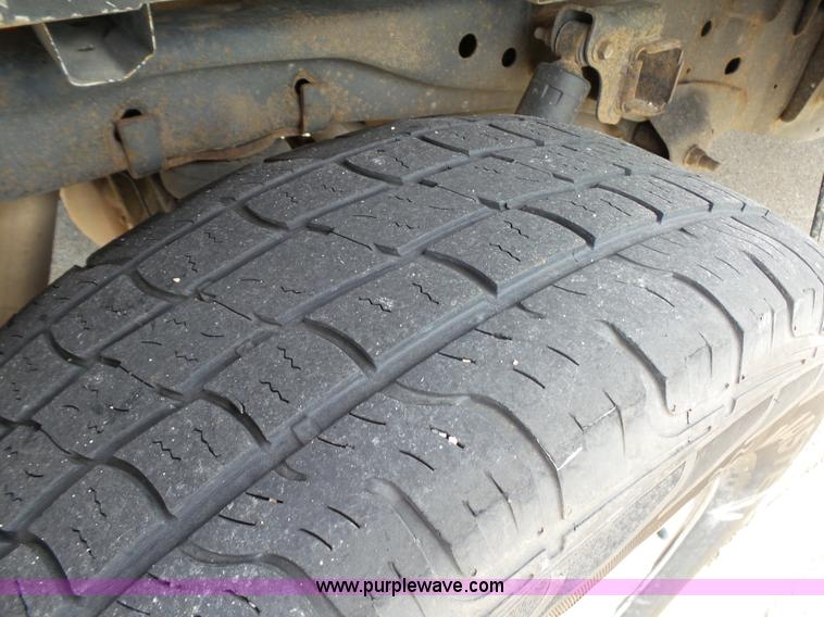 image for item K5463 2006 Ford F150 SuperCrew pickup truck