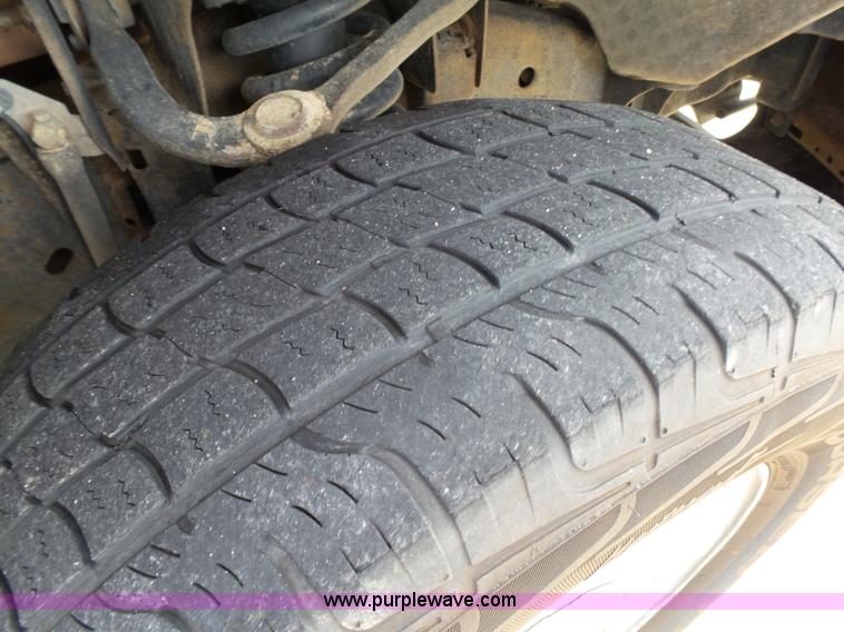 image for item K5463 2006 Ford F150 SuperCrew pickup truck