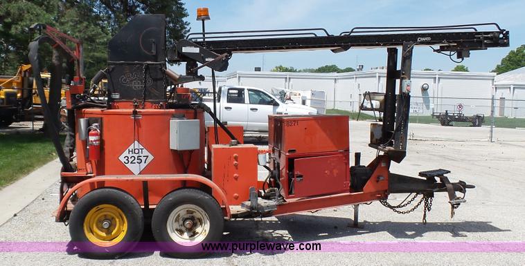 image for item K5487 1998 Crafco SS250 pot hole patcher