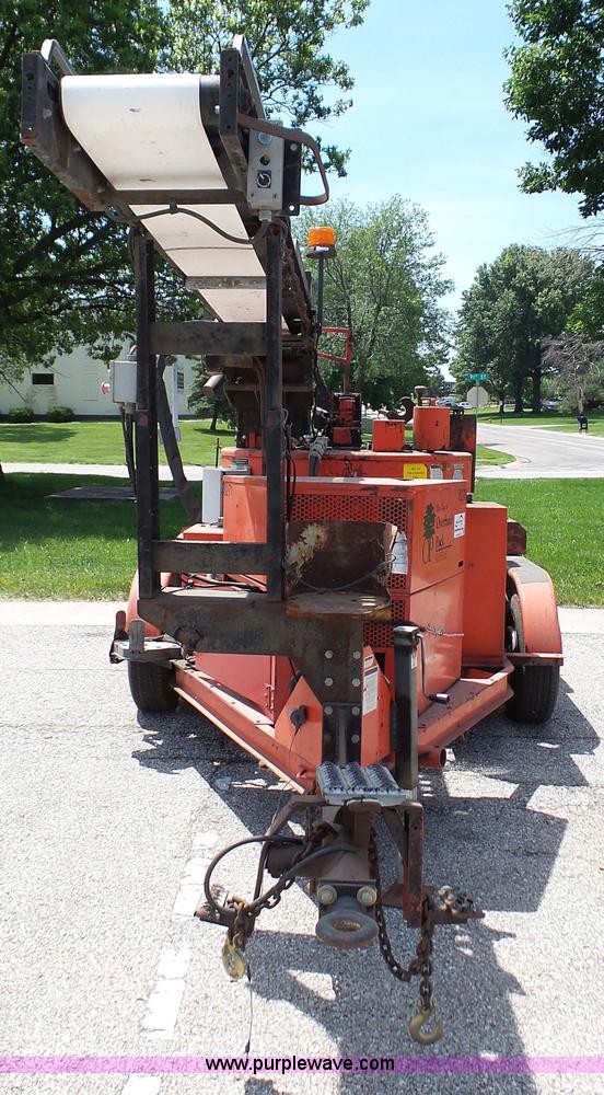 image for item K5487 1998 Crafco SS250 pot hole patcher