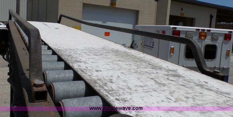 image for item K5487 1998 Crafco SS250 pot hole patcher