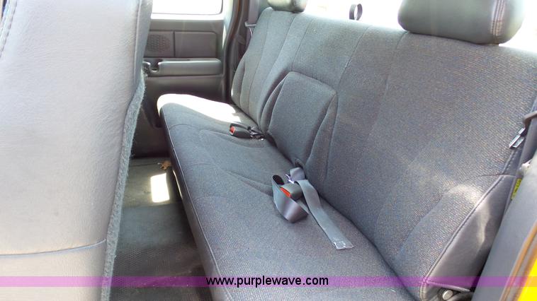 image for item K5489 2001 GMC Sierra 1500 Ext. Cab pickup truck