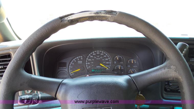 image for item K5489 2001 GMC Sierra 1500 Ext. Cab pickup truck