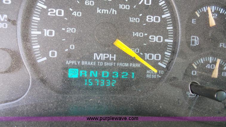 image for item K5489 2001 GMC Sierra 1500 Ext. Cab pickup truck