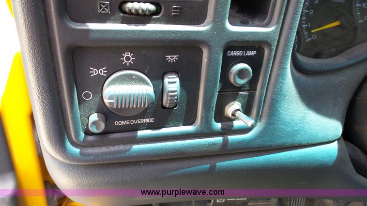 image for item K5489 2001 GMC Sierra 1500 Ext. Cab pickup truck