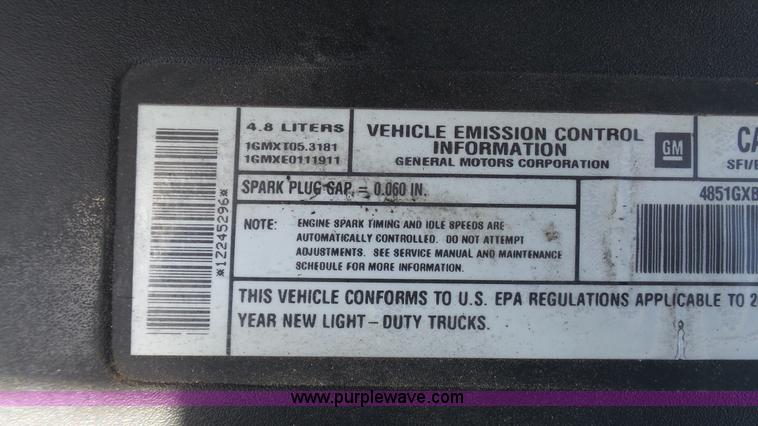 image for item K5489 2001 GMC Sierra 1500 Ext. Cab pickup truck