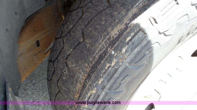 image for item K5489 2001 GMC Sierra 1500 Ext. Cab pickup truck