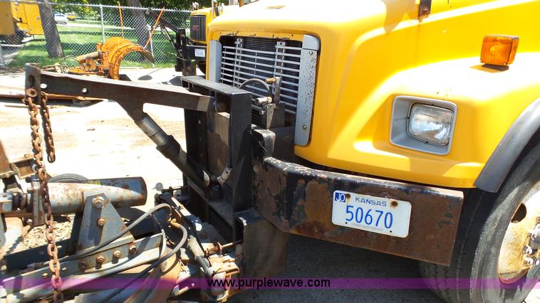 image for item K5490 1997 Freightliner FL80 dump truck