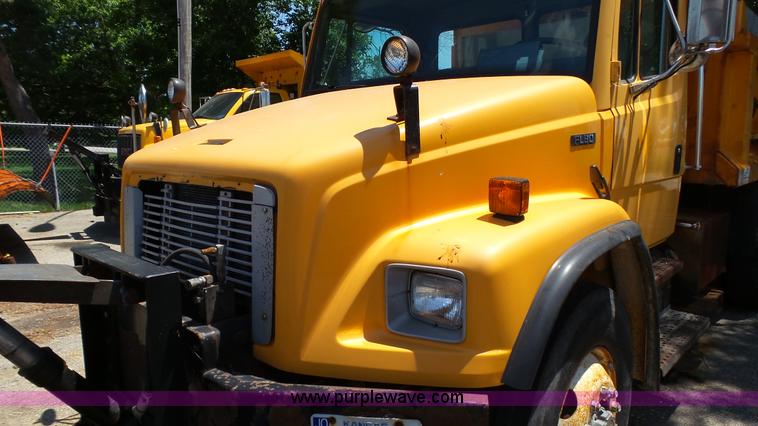 image for item K5490 1997 Freightliner FL80 dump truck