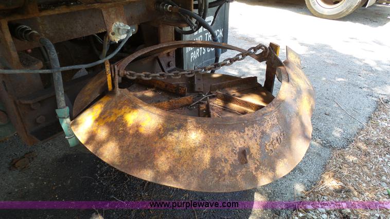 image for item K5490 1997 Freightliner FL80 dump truck