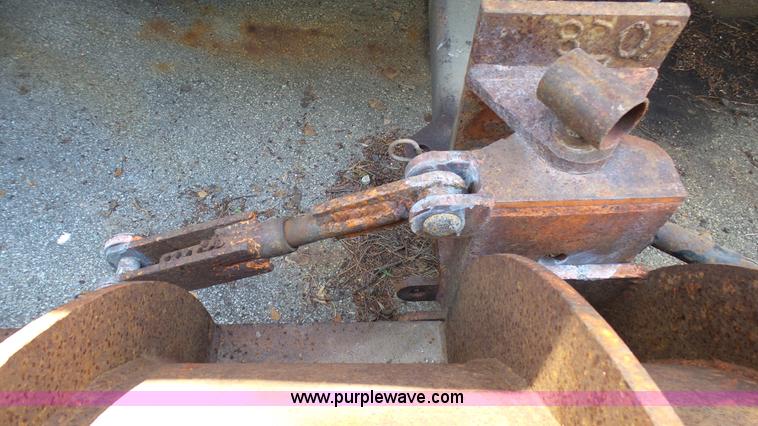 image for item K5490 1997 Freightliner FL80 dump truck