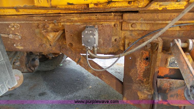 image for item K5490 1997 Freightliner FL80 dump truck