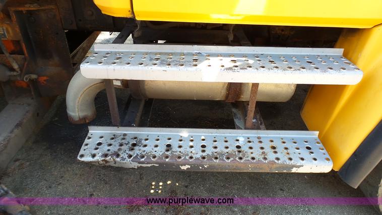 image for item K5490 1997 Freightliner FL80 dump truck