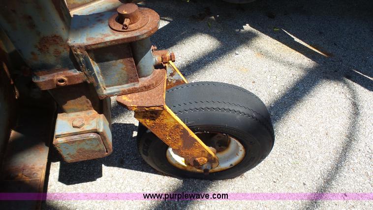 image for item K5490 1997 Freightliner FL80 dump truck