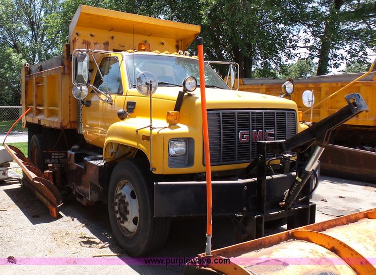 image for item K5493 2000 GMC C7500 dump truck