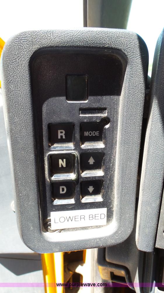 image for item K5493 2000 GMC C7500 dump truck