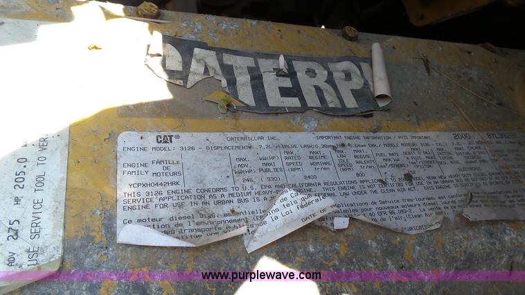 image for item K5493 2000 GMC C7500 dump truck