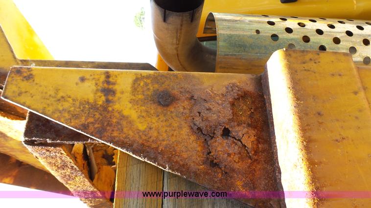 image for item K5493 2000 GMC C7500 dump truck