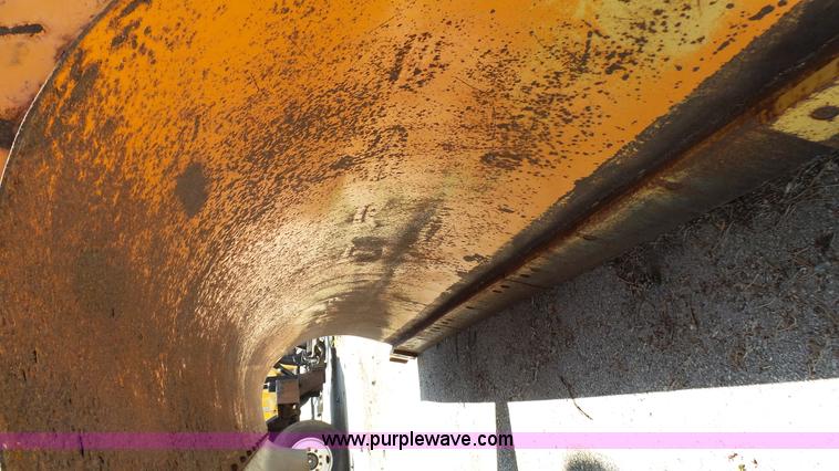 image for item K5493 2000 GMC C7500 dump truck