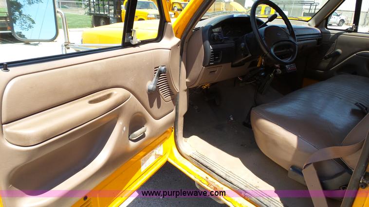 image for item K5494 1994 Ford F350 dump bed pickup truck