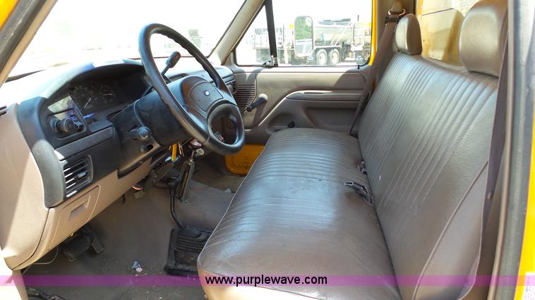 image for item K5494 1994 Ford F350 dump bed pickup truck