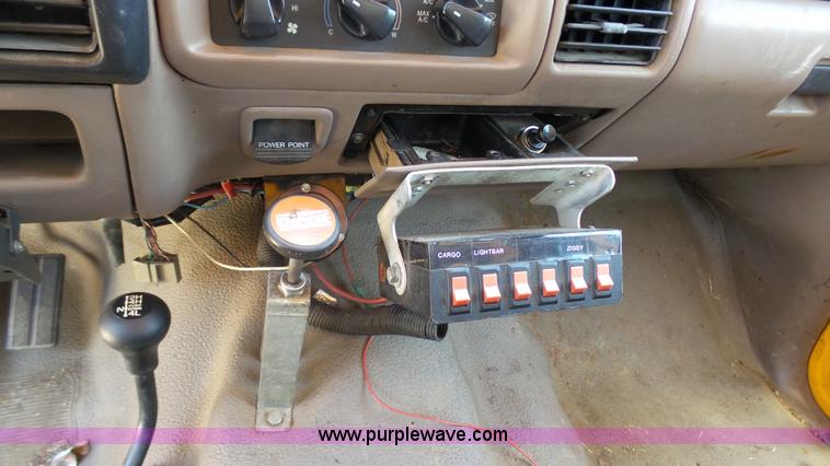 image for item K5494 1994 Ford F350 dump bed pickup truck